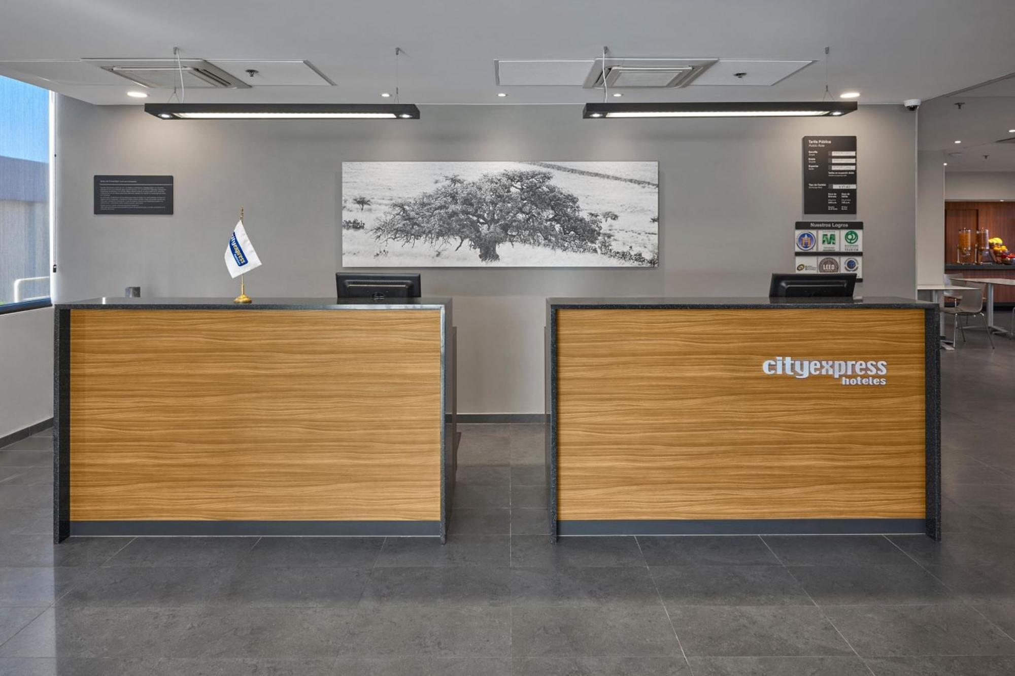 City Express By Marriott טפצ'ולה מראה חיצוני תמונה